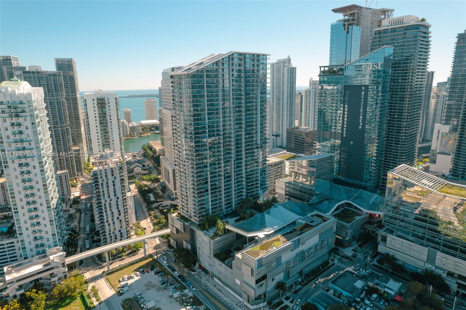 Reach Condo - Residential