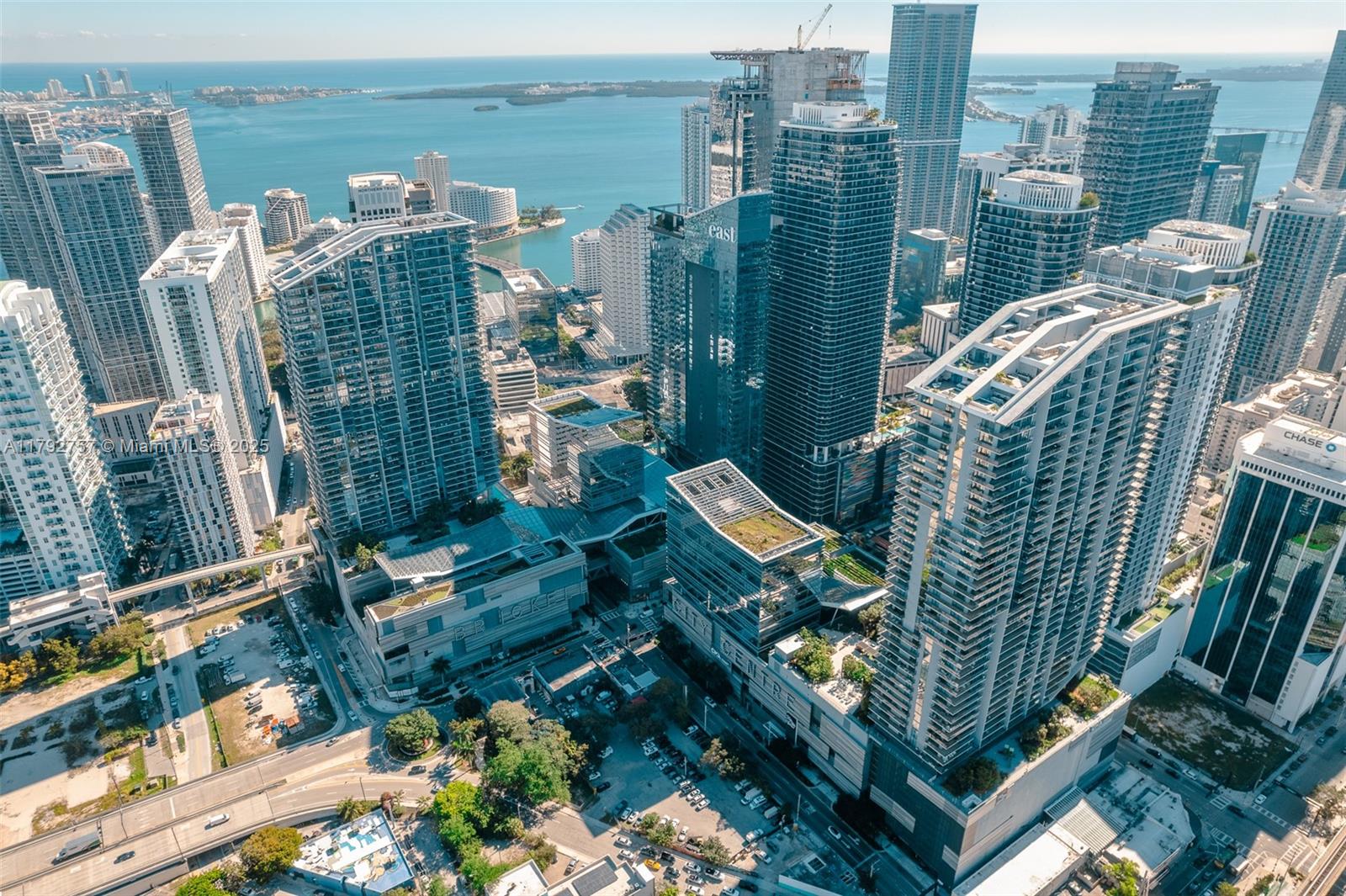 Reach Condo - Residential