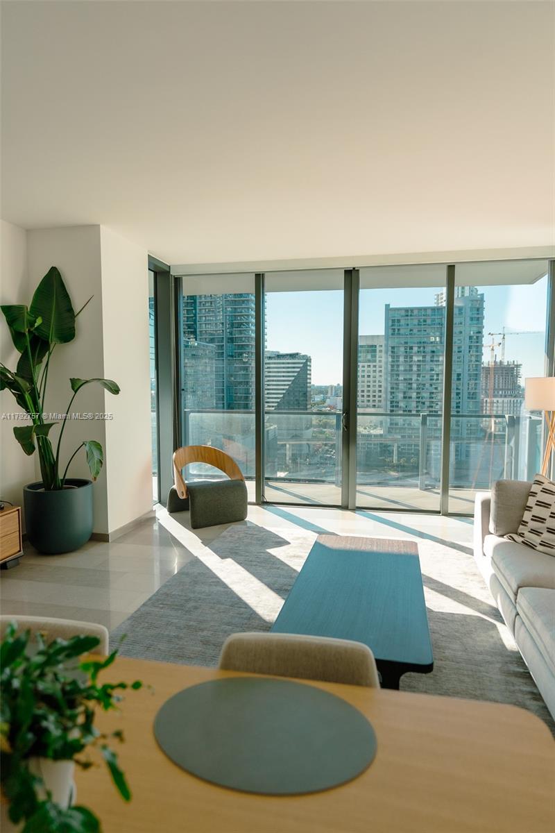 Reach Condo - Residential