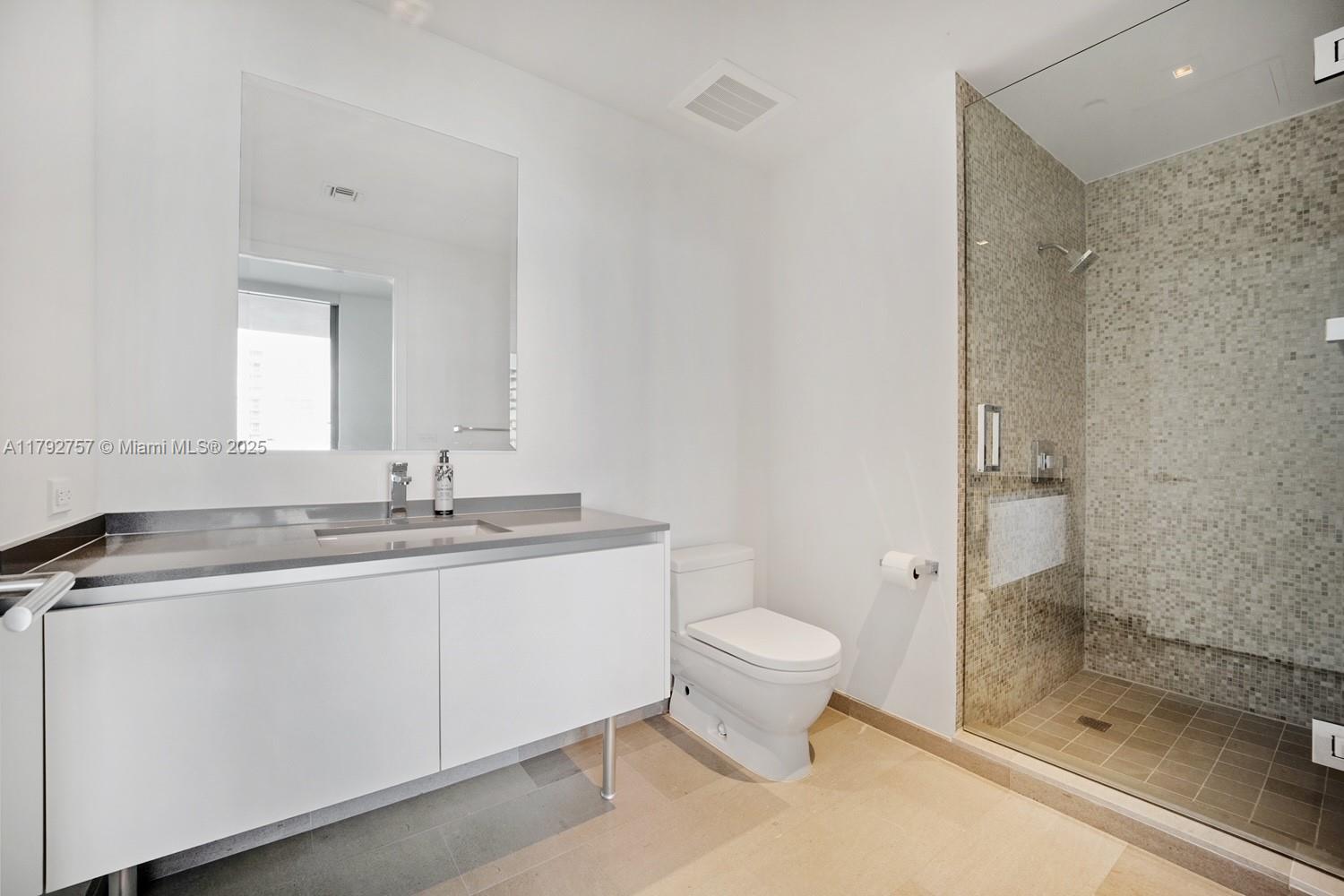 Reach Condo - Residential