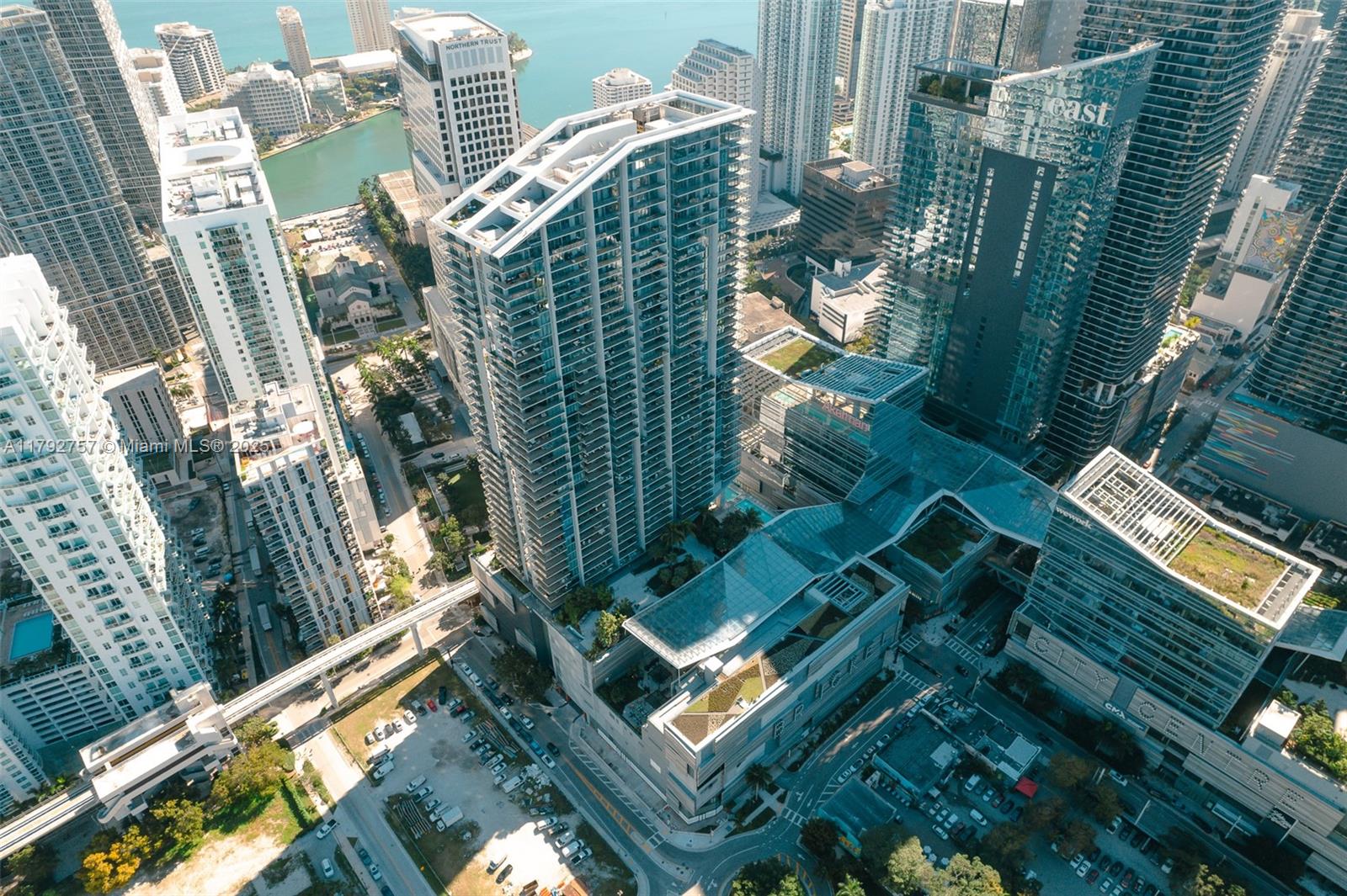 Reach Condo - Residential