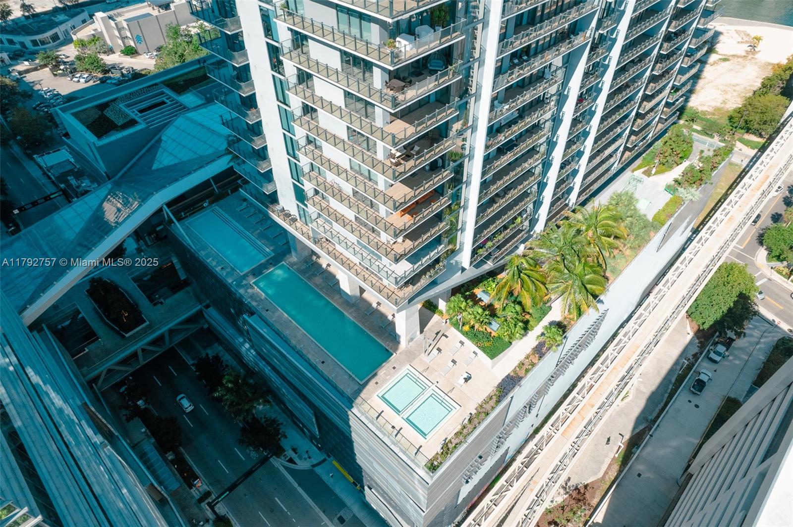 Reach Condo - Residential