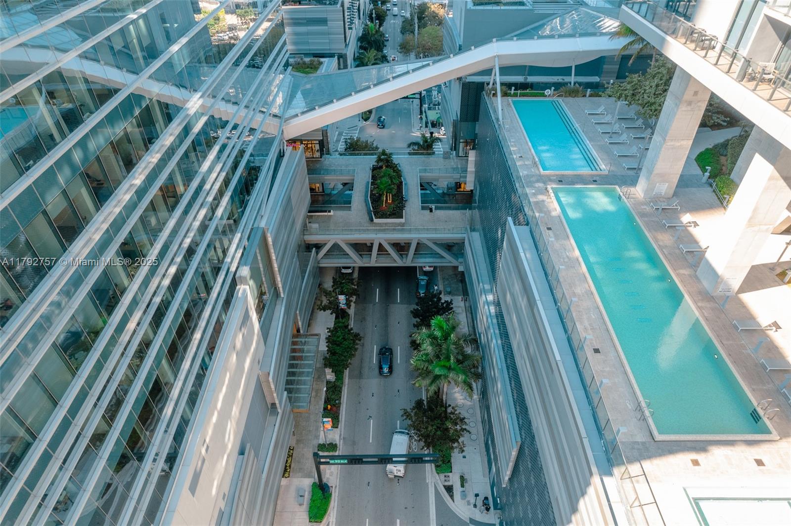 Reach Condo - Residential