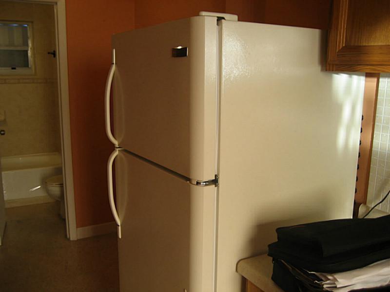 LAWRENCE ESTATE LAND COS - Residential Lease