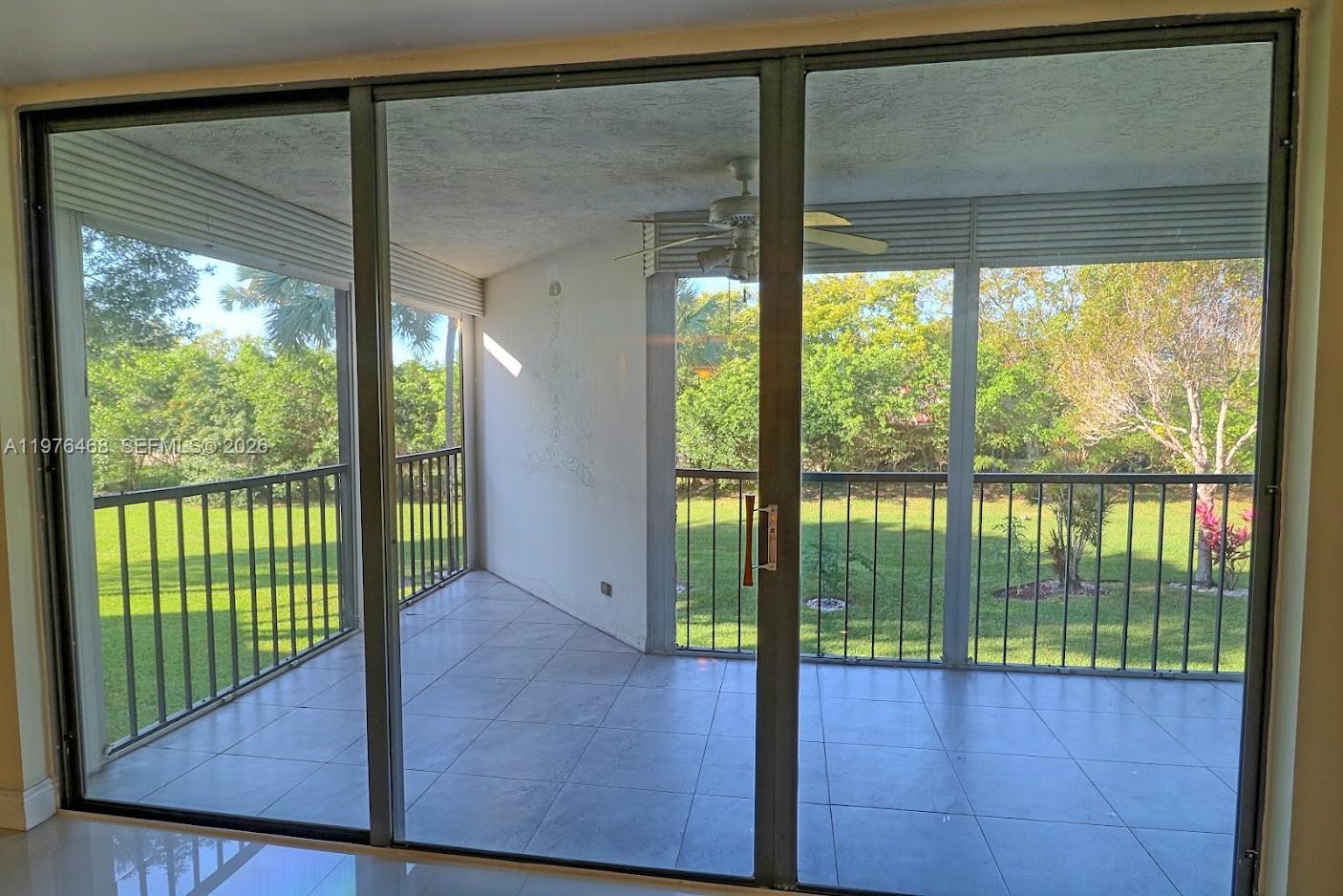 BUILDING 1A OF COUNTRY CL - Residential Lease