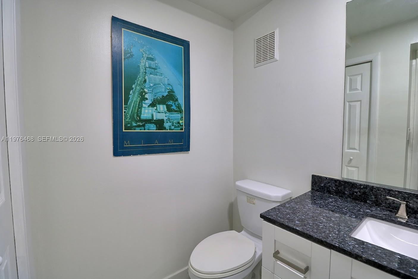 BUILDING 1A OF COUNTRY CL - Residential Lease