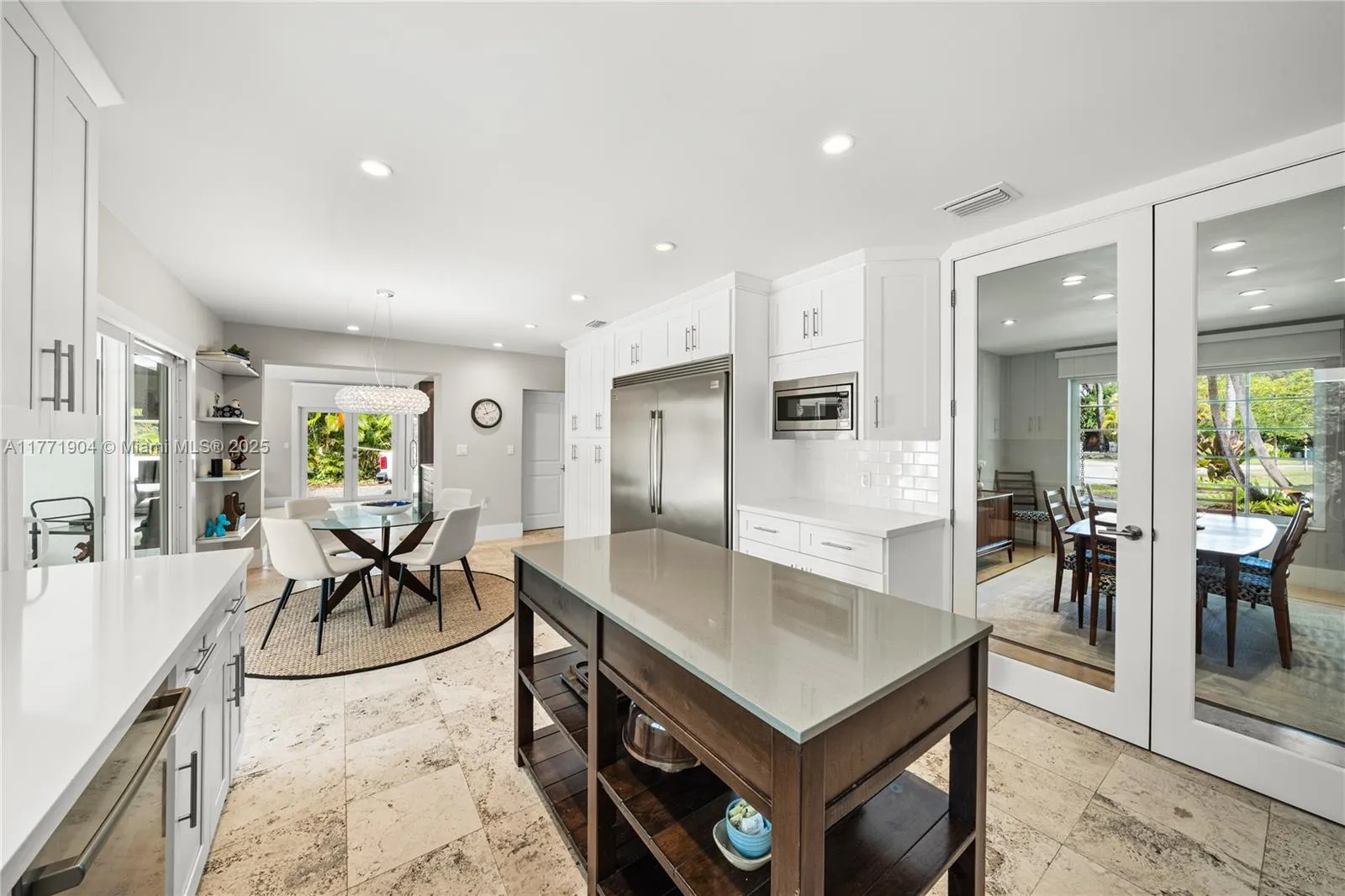 Coral Gables, Florida 33156, United States, 4 Bedrooms Bedrooms, ,3 BathroomsBathrooms,Residential,Active,96485