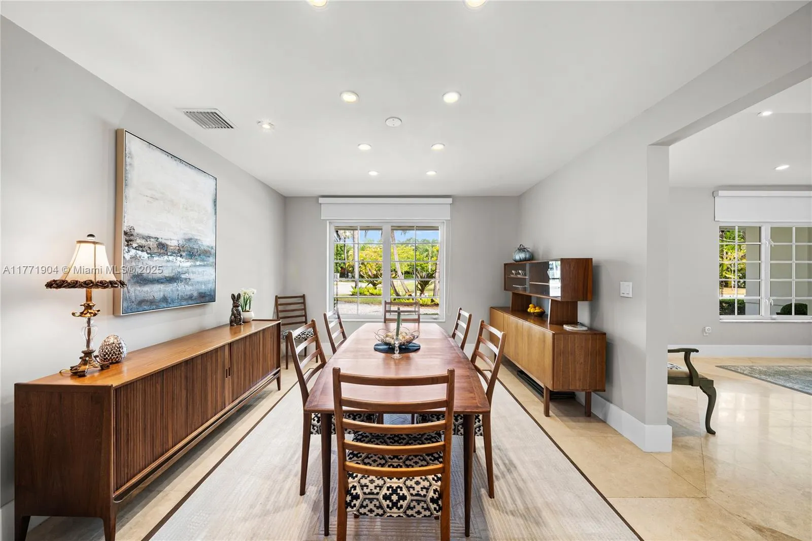 Coral Gables, Florida 33156, United States, 4 Bedrooms Bedrooms, ,3 BathroomsBathrooms,Residential,Active,96485