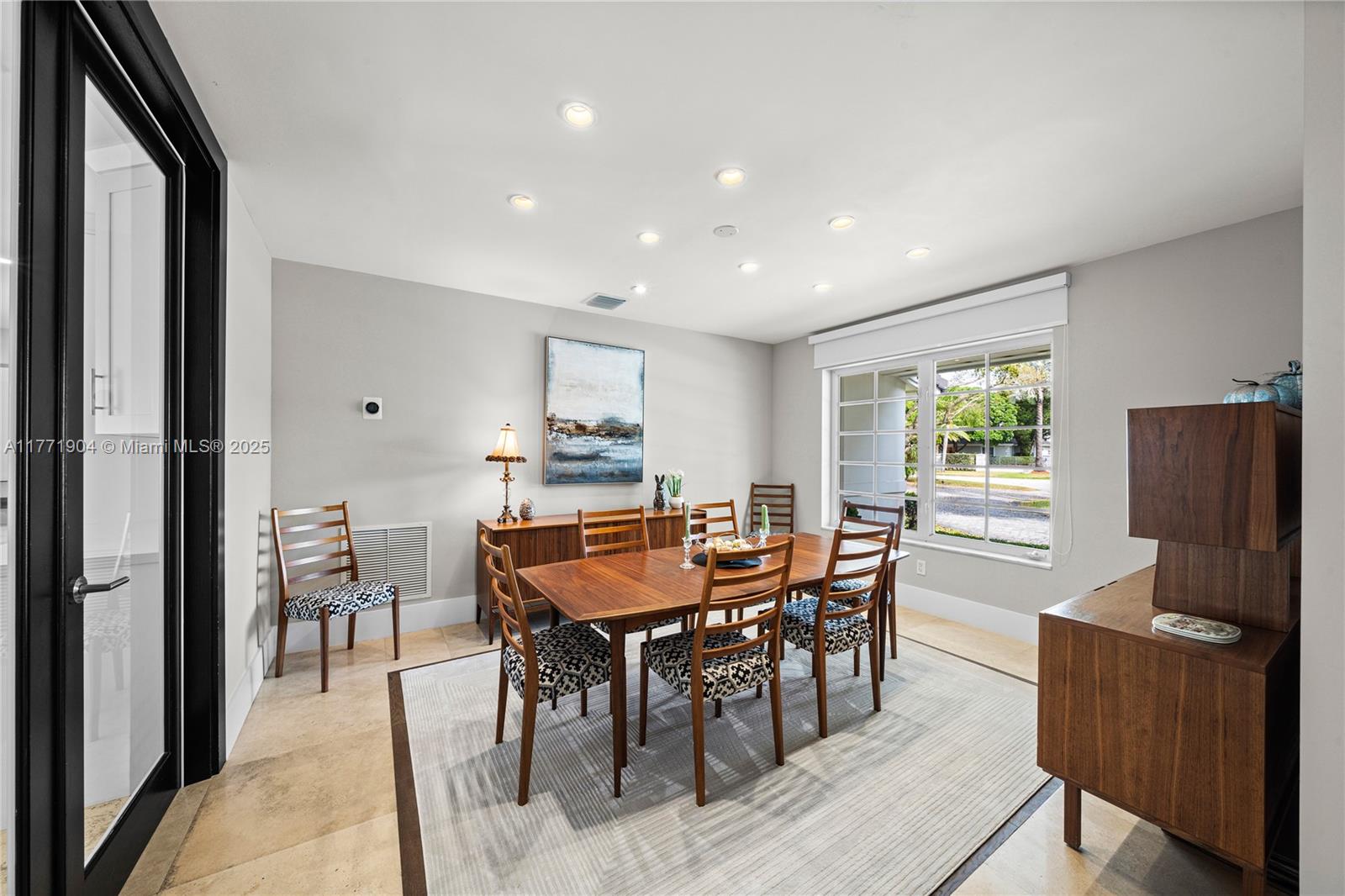 FAIRCHILD MANORS - Residential