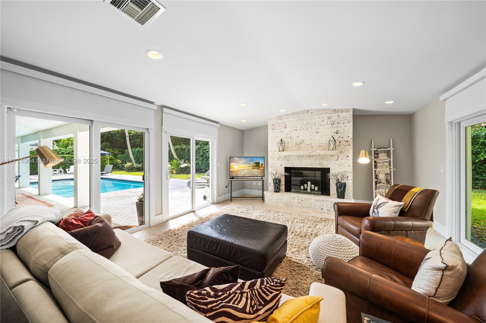 FAIRCHILD MANORS - Residential