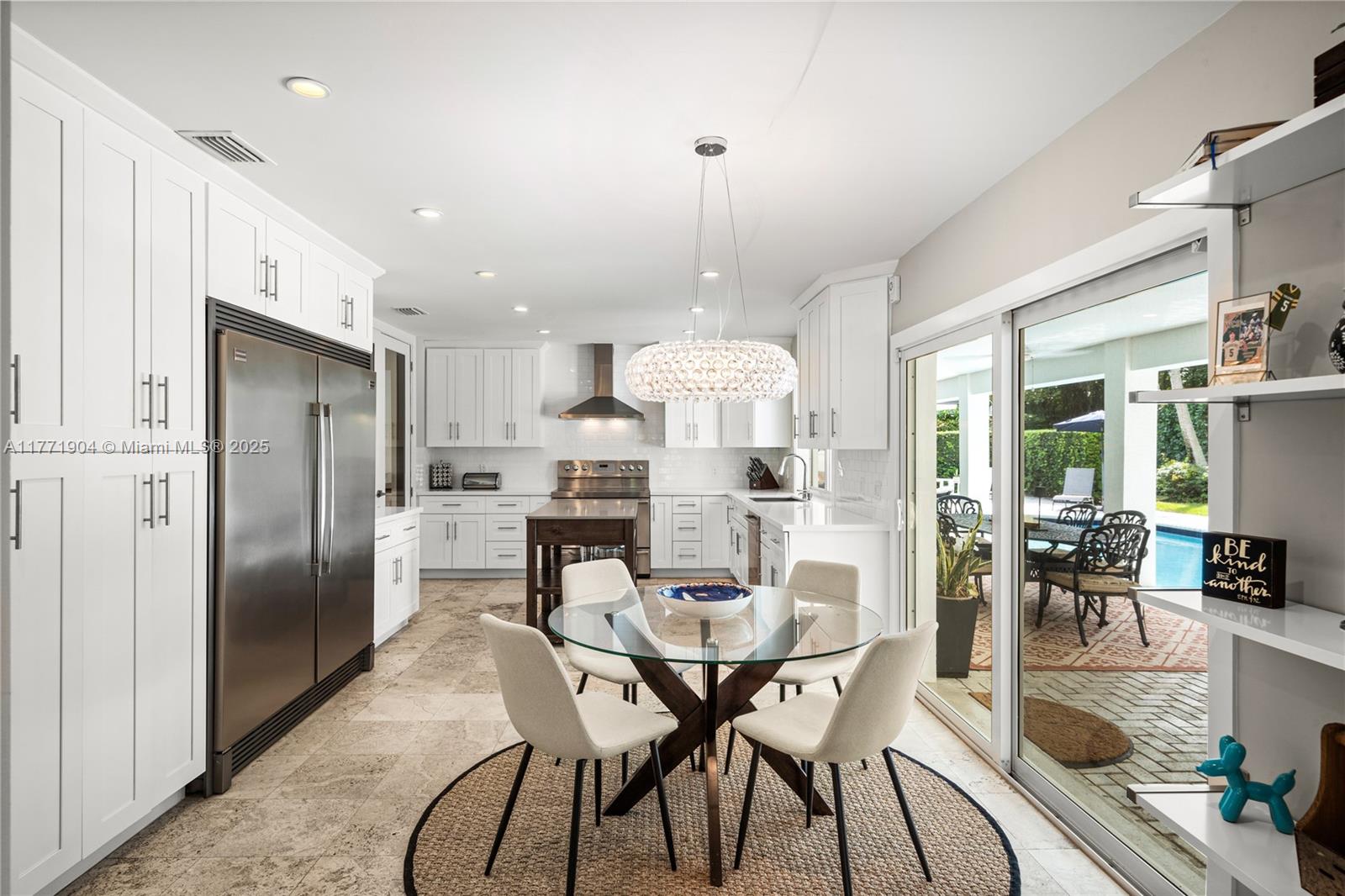 FAIRCHILD MANORS - Residential