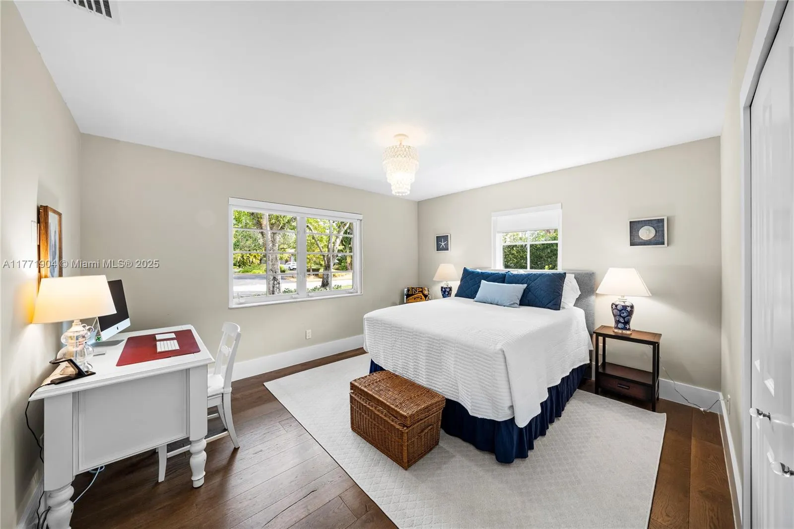 Coral Gables, Florida 33156, United States, 4 Bedrooms Bedrooms, ,3 BathroomsBathrooms,Residential,Active,96485