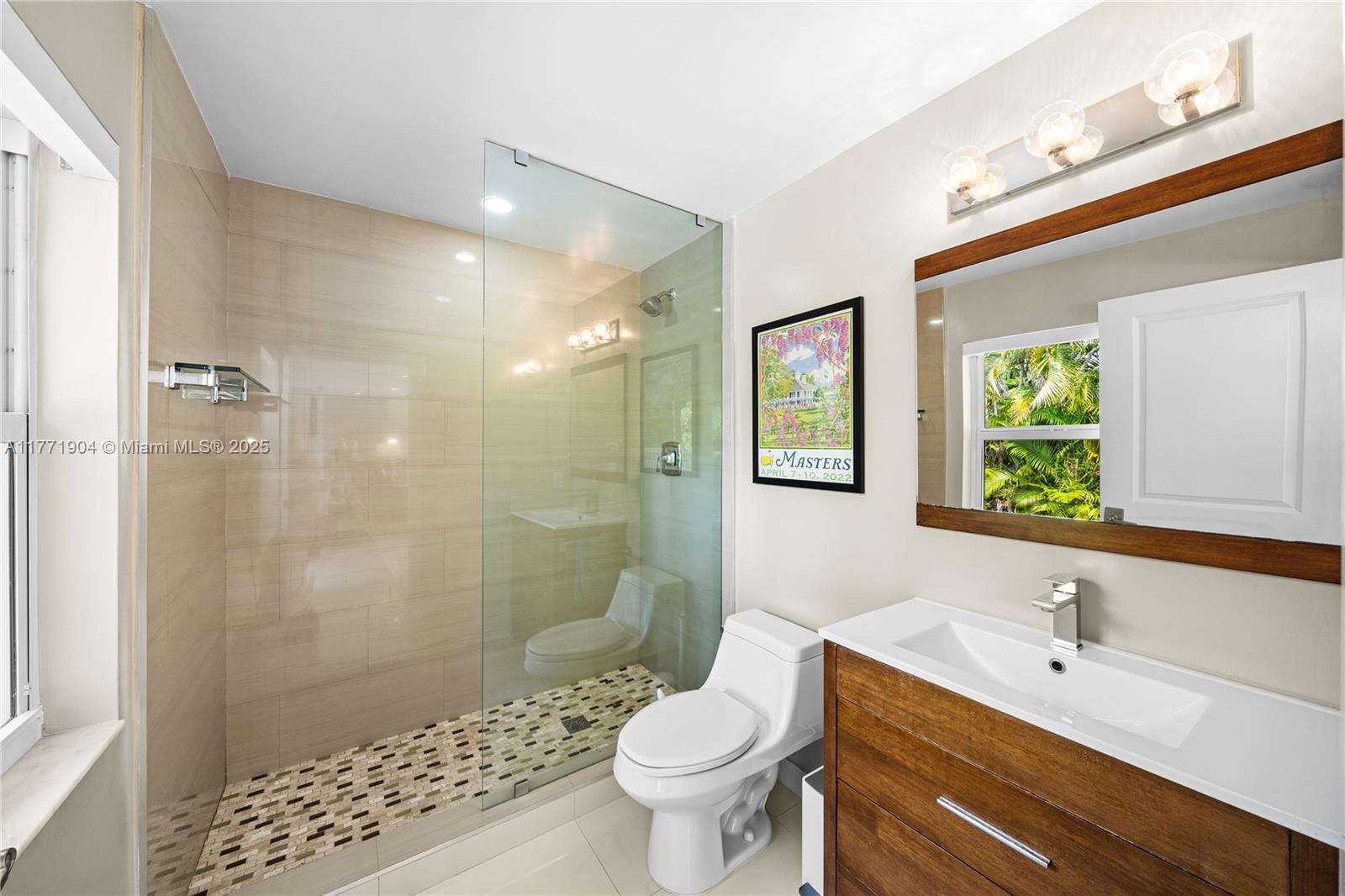 FAIRCHILD MANORS - Residential