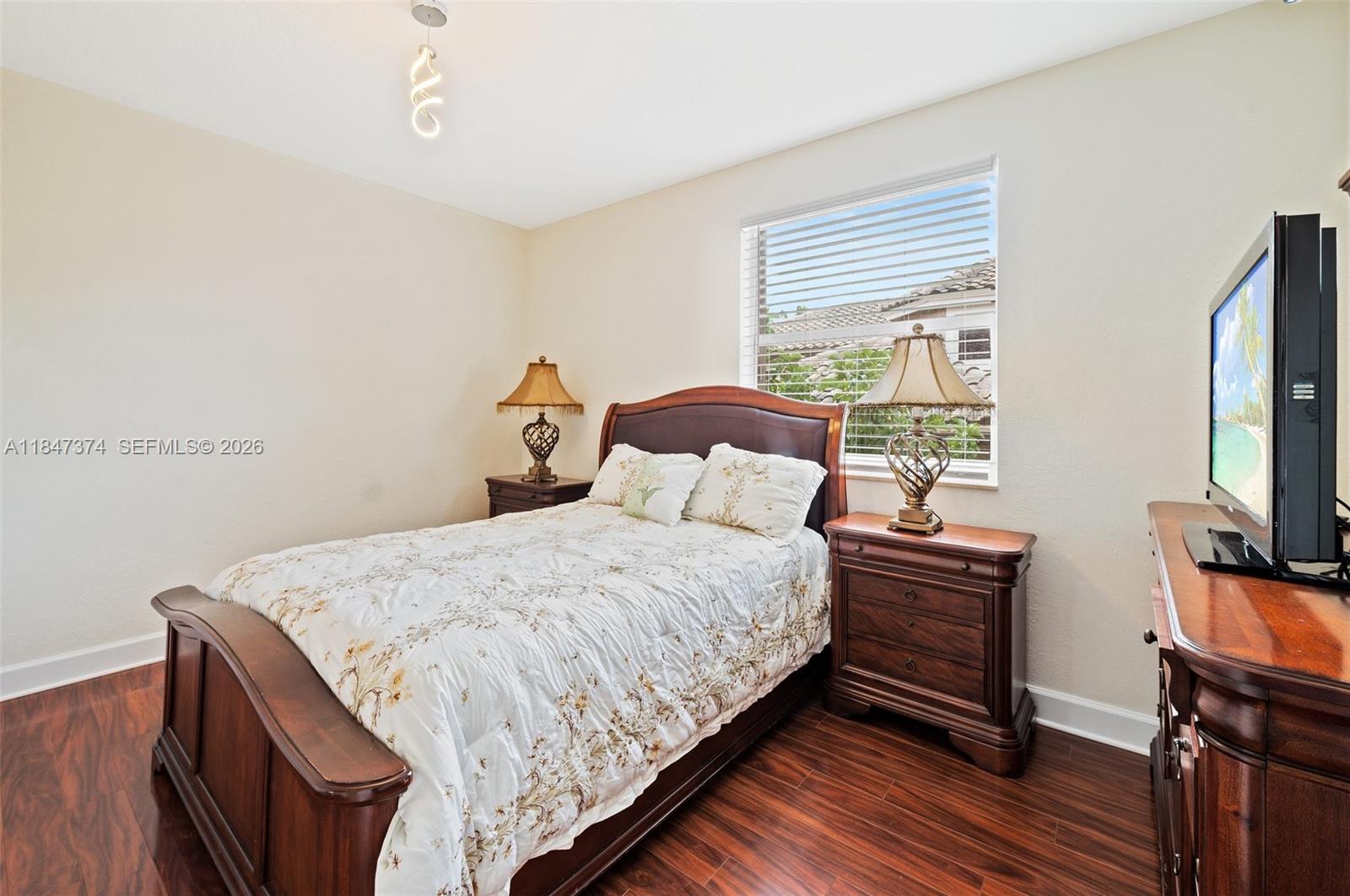 SUNSET LAKES PLAT ONE - Residential