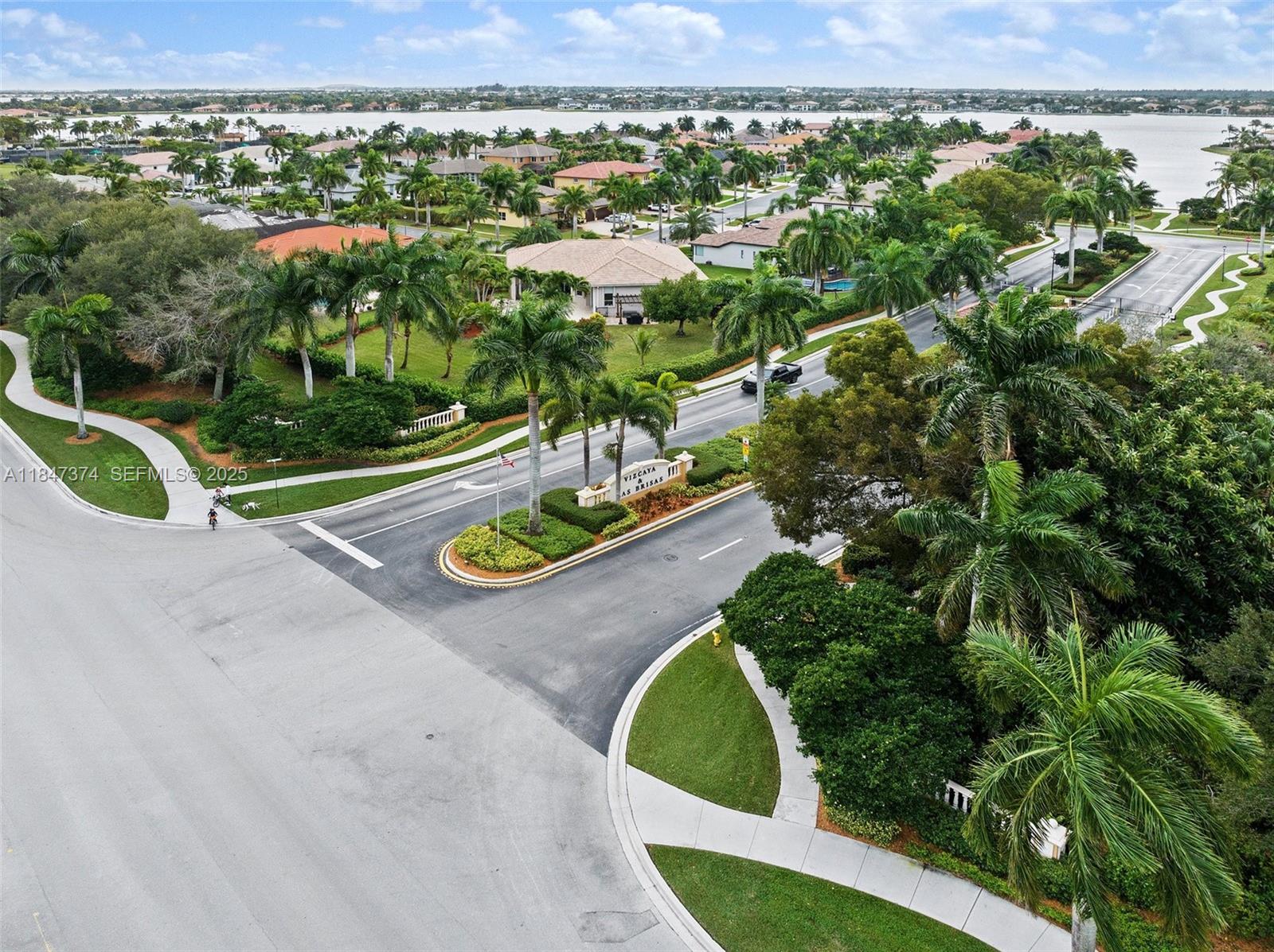 SUNSET LAKES PLAT ONE - Residential