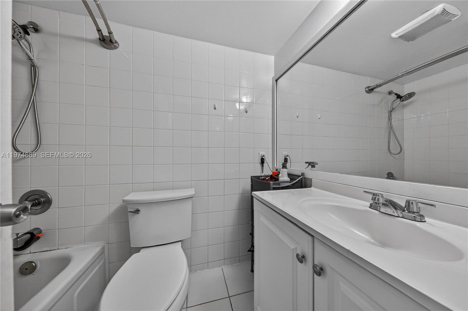 APPLE CREEK - Residential