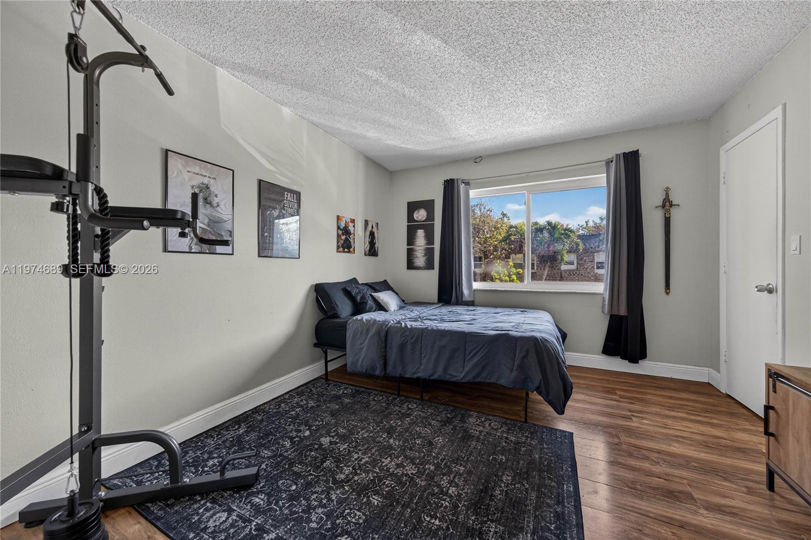 APPLE CREEK - Residential