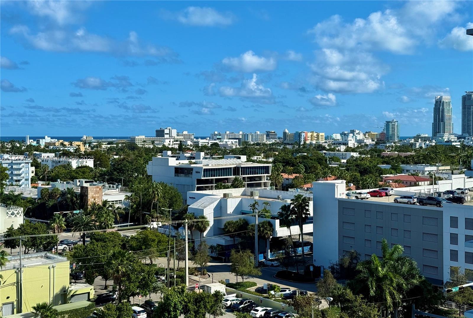 MIRADOR 1000 CONDO - Residential