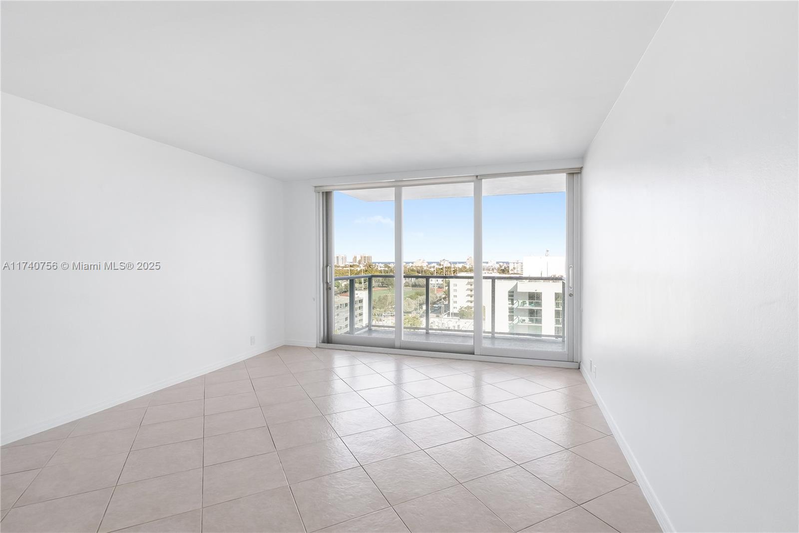 1000 West Ave 1008