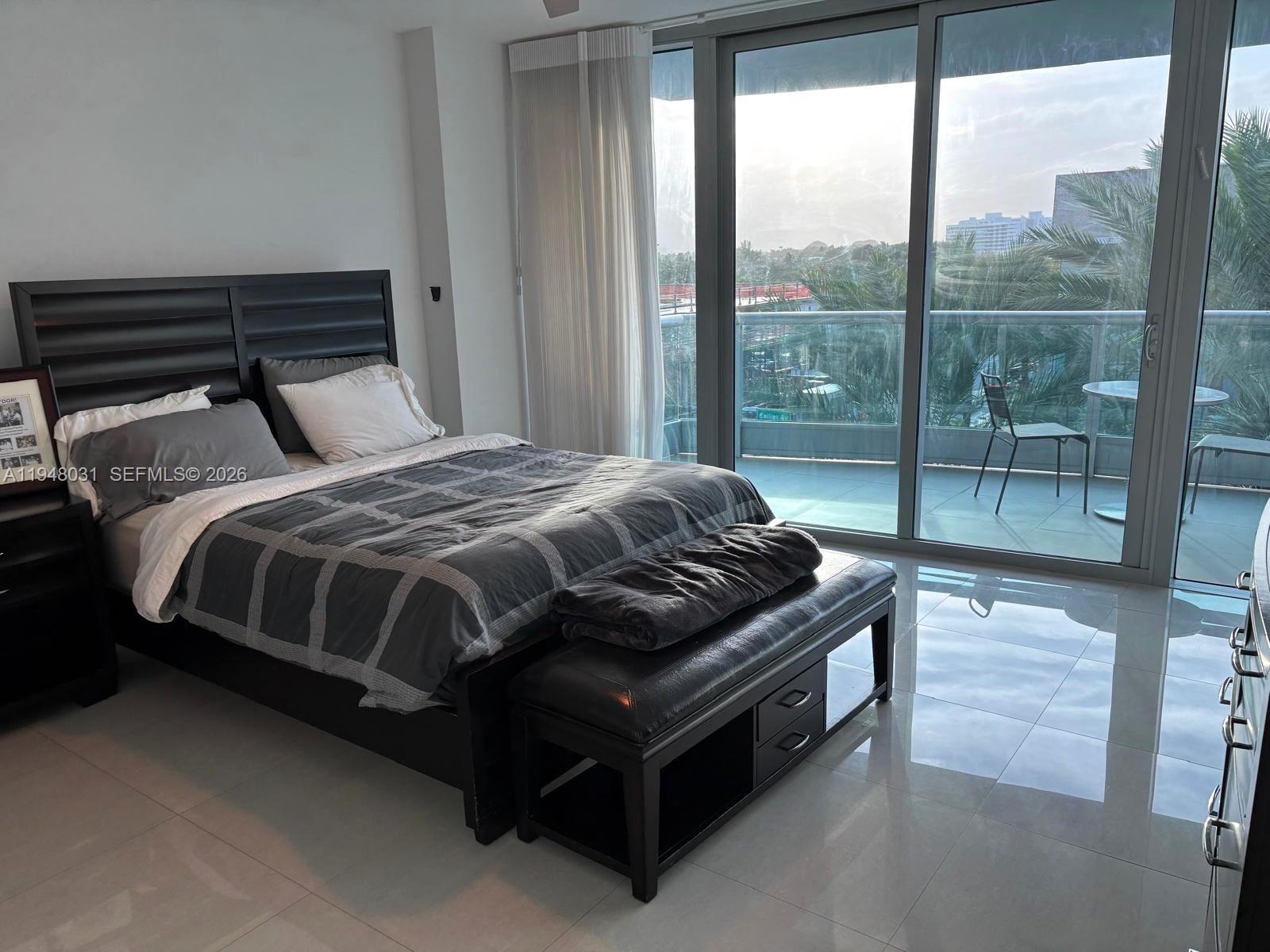 AZURE CONDO - Residential