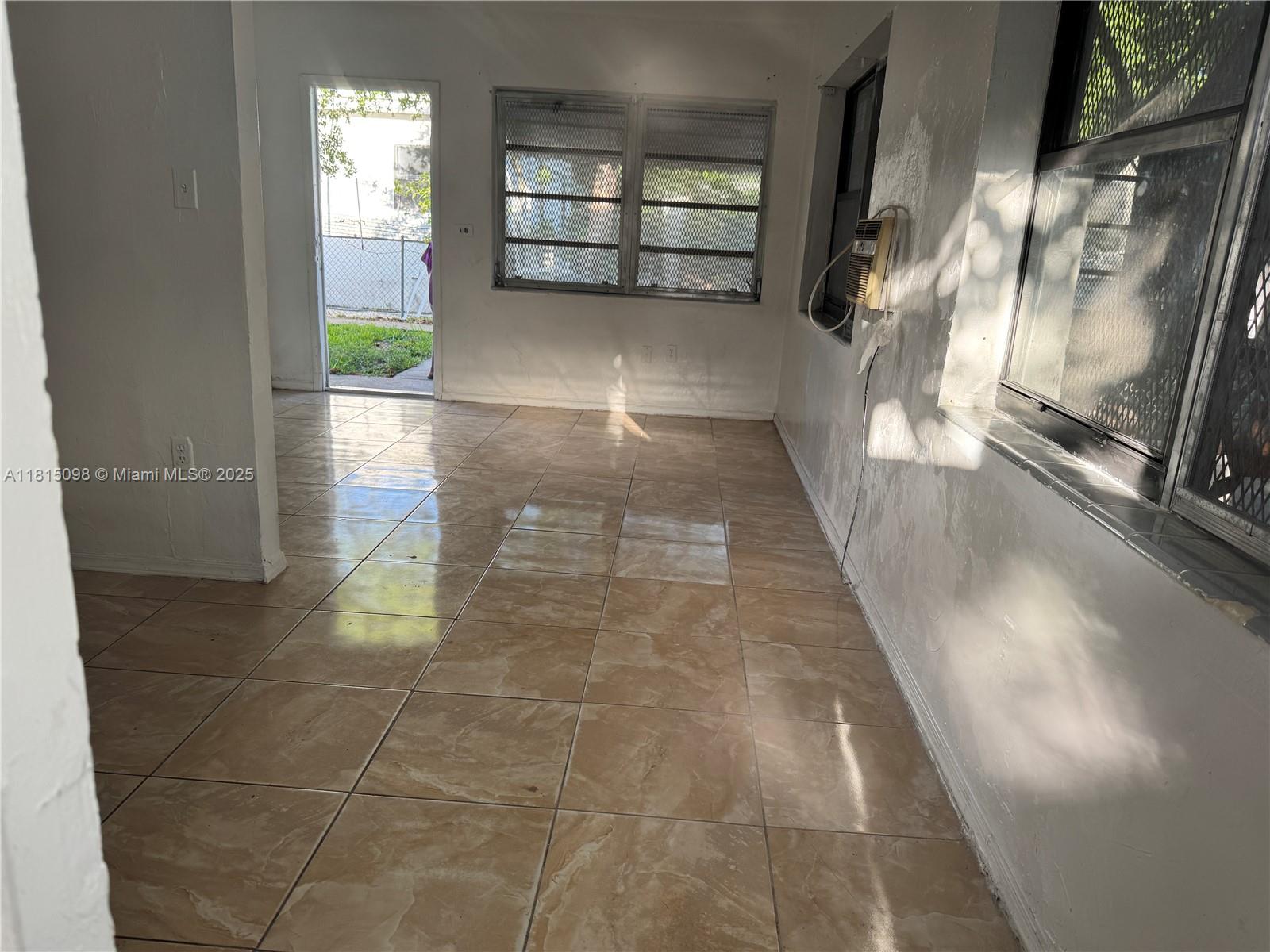 1930 NW 52nd St