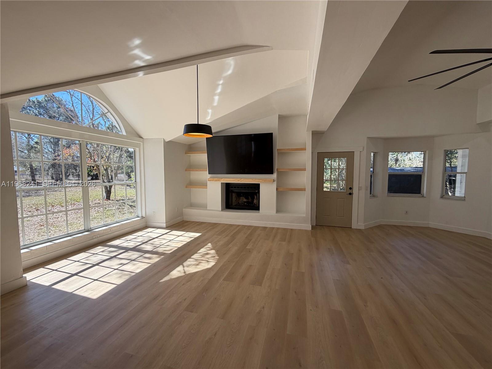 SOMERVALE DOWNS - Residential