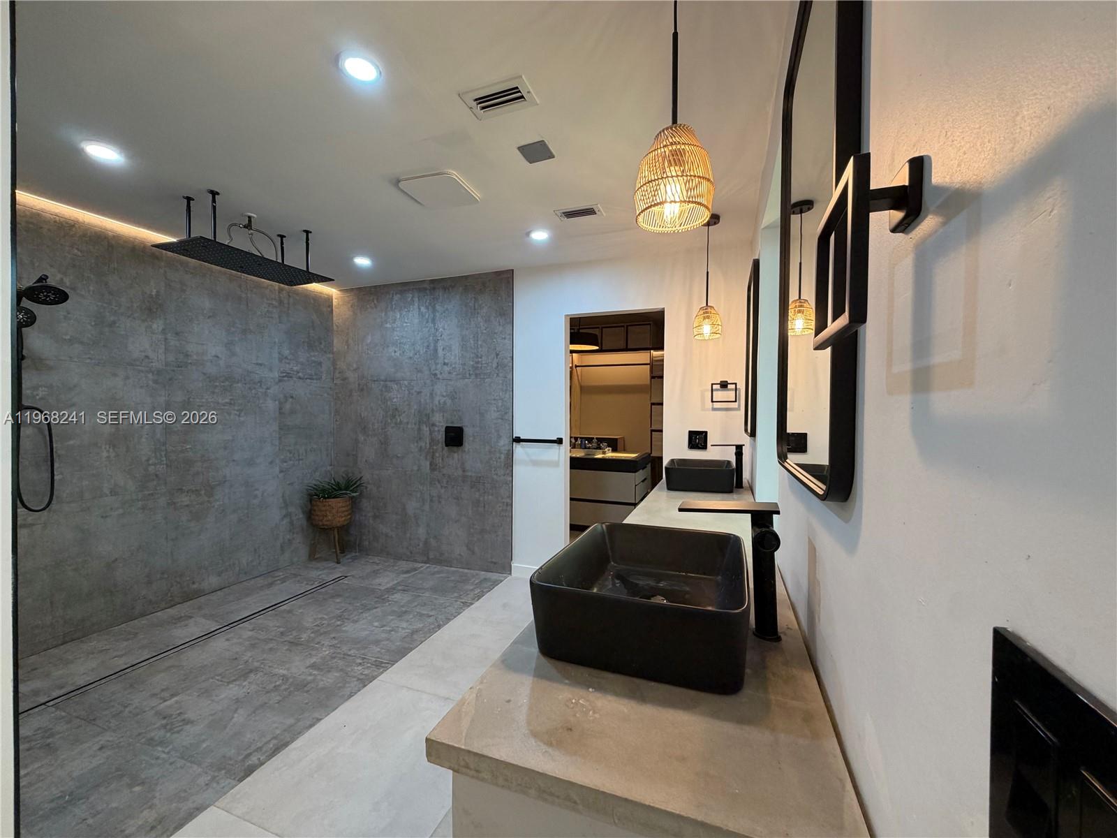 SOMERVALE DOWNS - Residential