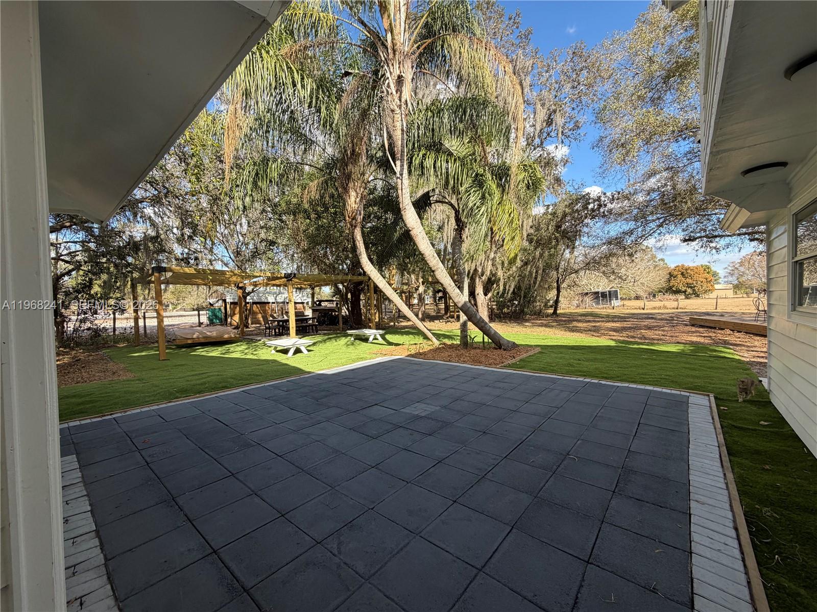 SOMERVALE DOWNS - Residential