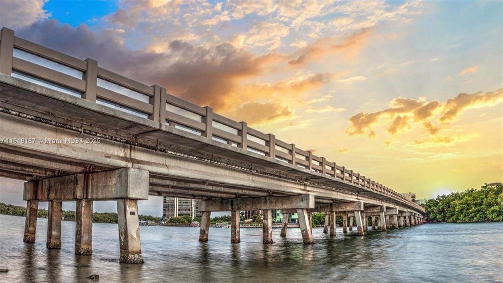 Port Charlotte 56 - Land