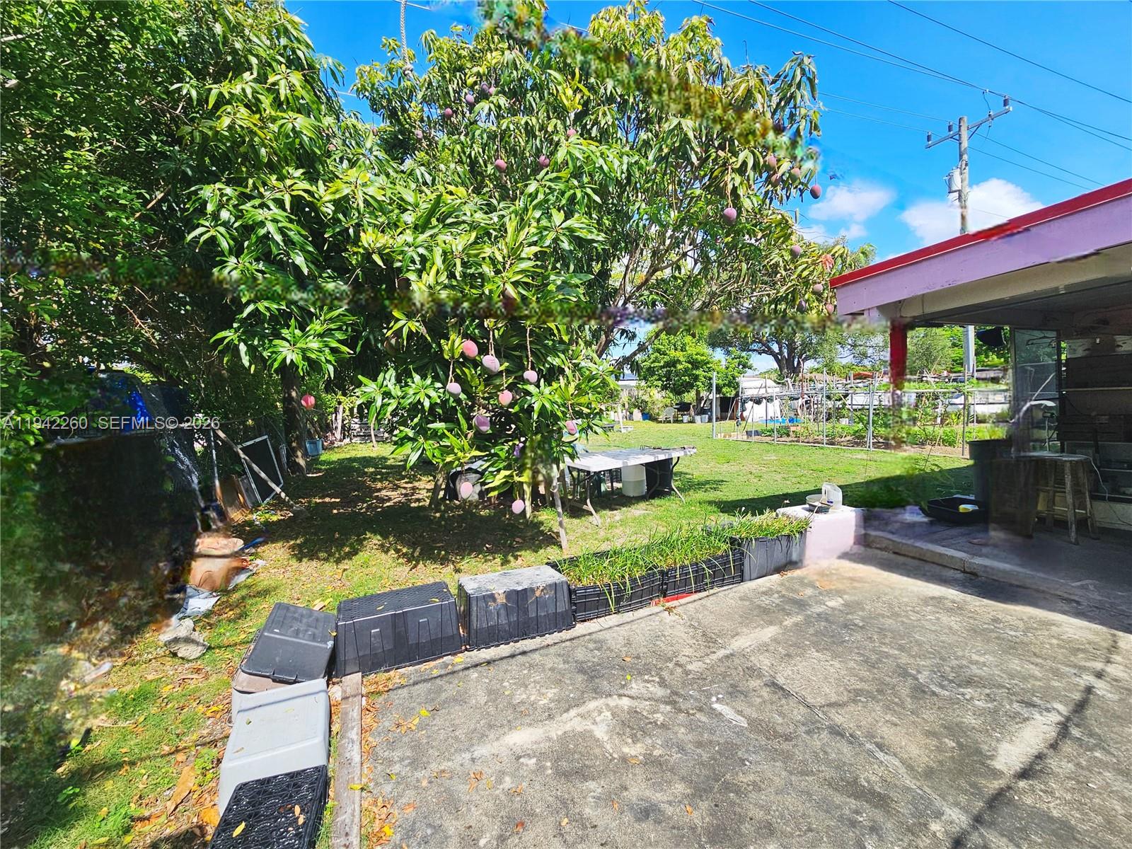 FAIRWAY ESTS SEC FIVE - Residential