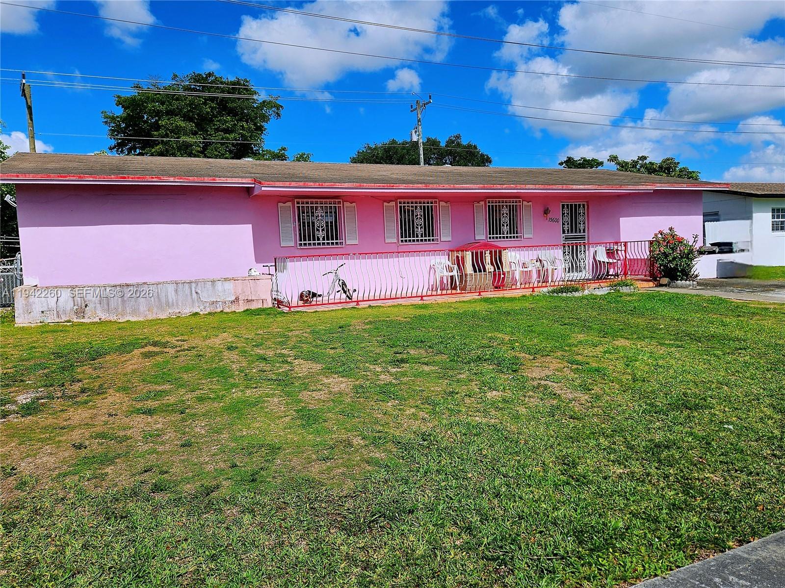 FAIRWAY ESTS SEC FIVE - Residential