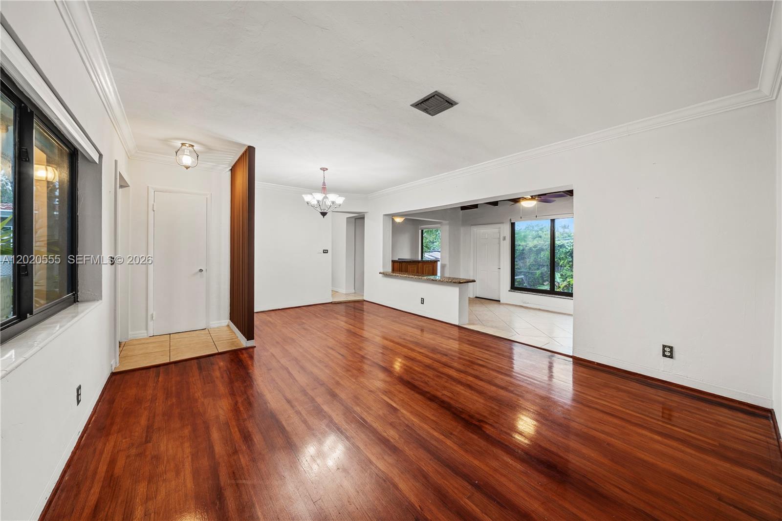 8311 SW 34th Ter 8311