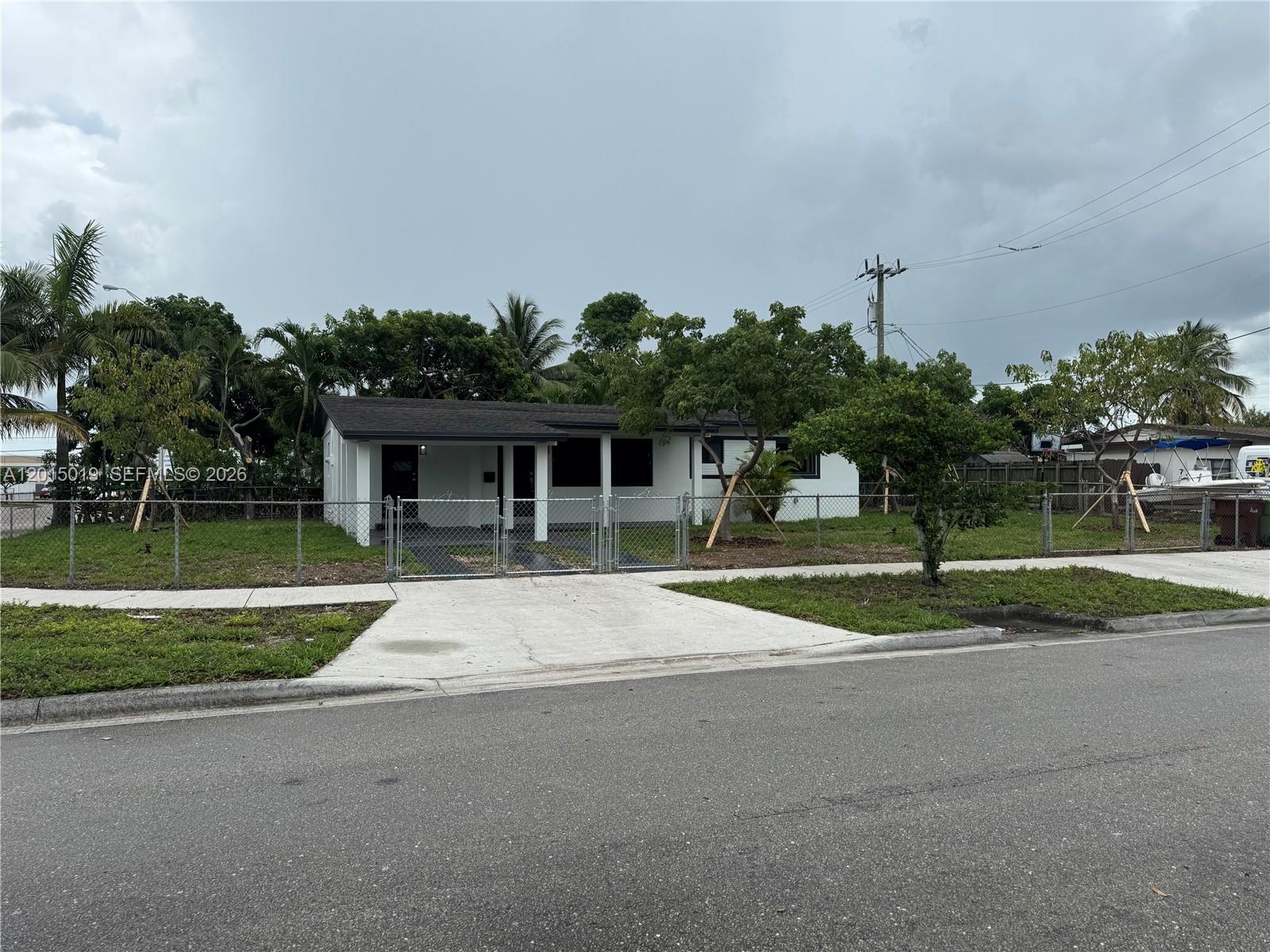 STARLITE GARDENS - Residential Lease