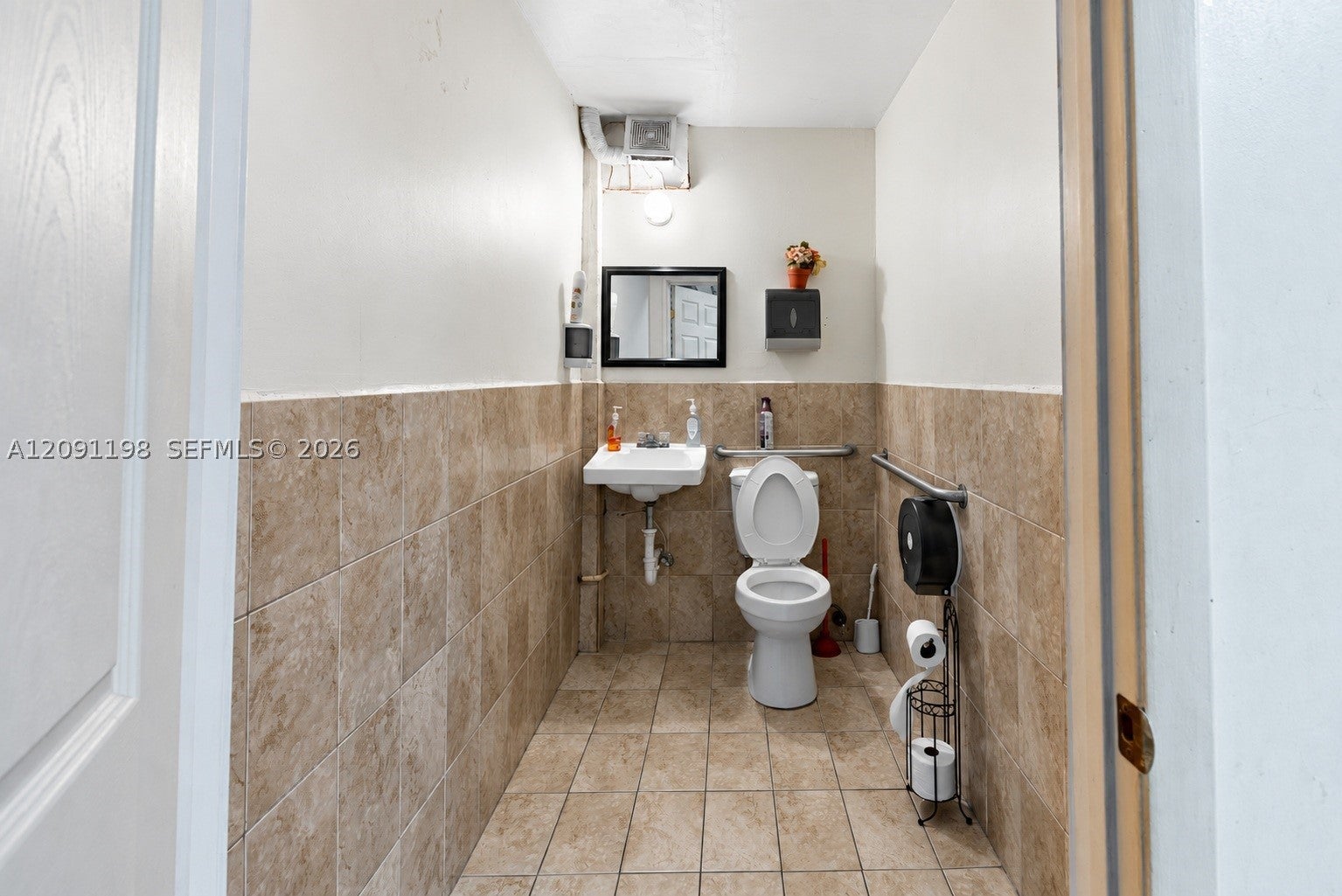 2401 NW 79th St