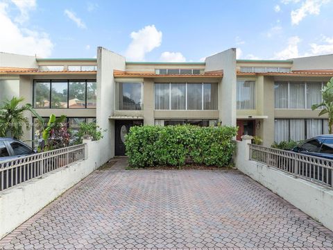 A home in Plantation