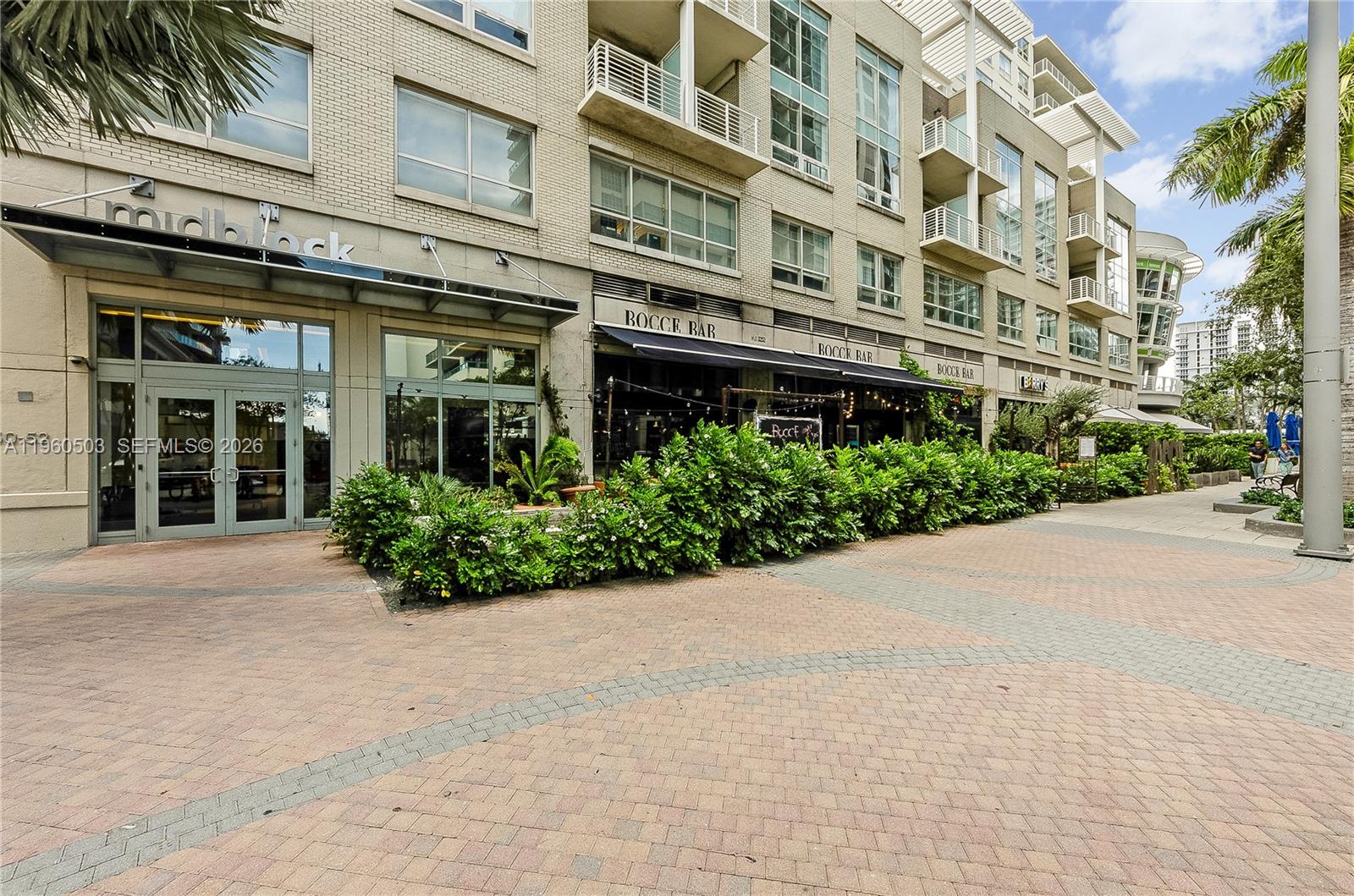 MIDBLOCK MIAMI CONDO - Residential