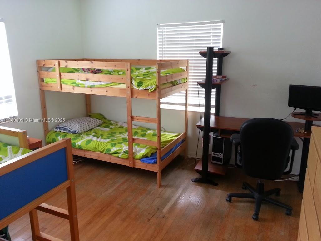 MIAMI SHORES SEC 3 - Residential Lease