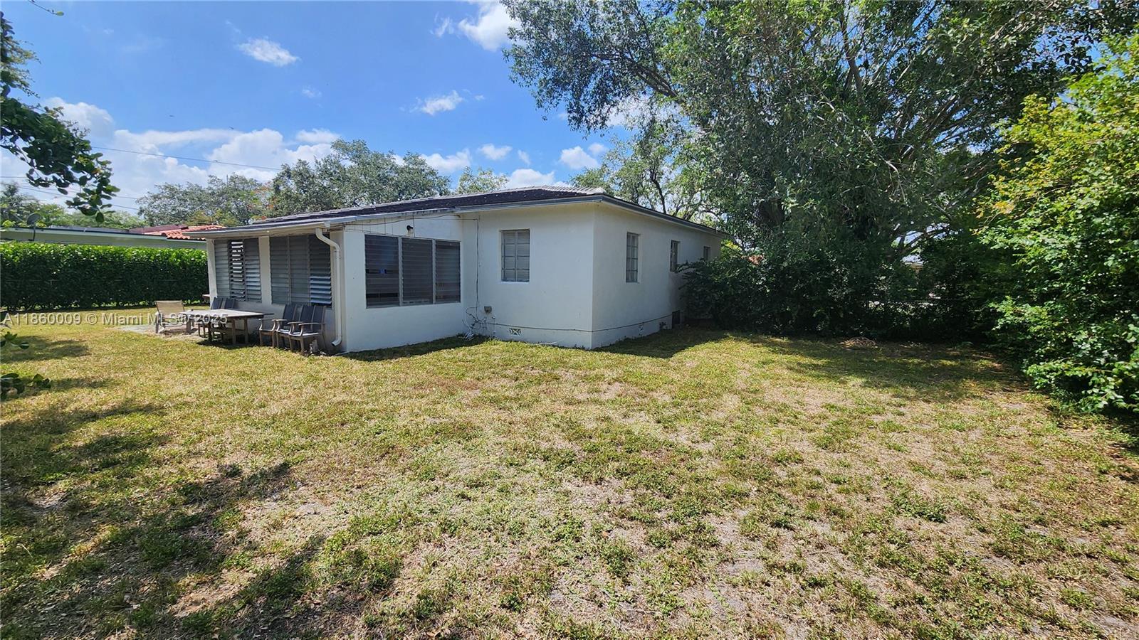 MIAMI SHORES SEC 3 - Residential Lease