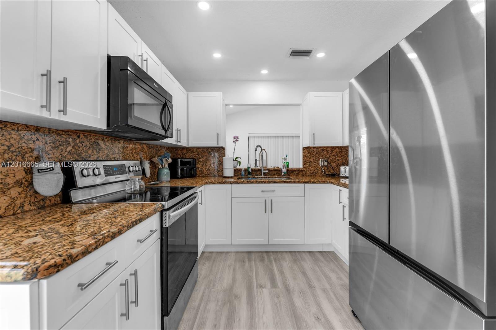 OAK PARK SEC 6 - Residential