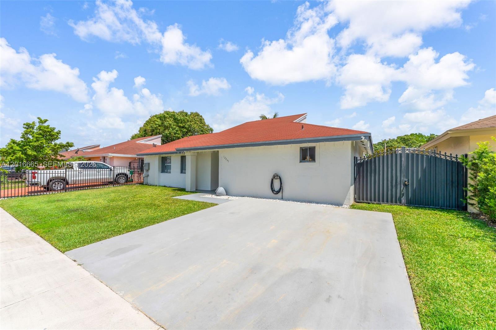 OAK PARK SEC 6 - Residential