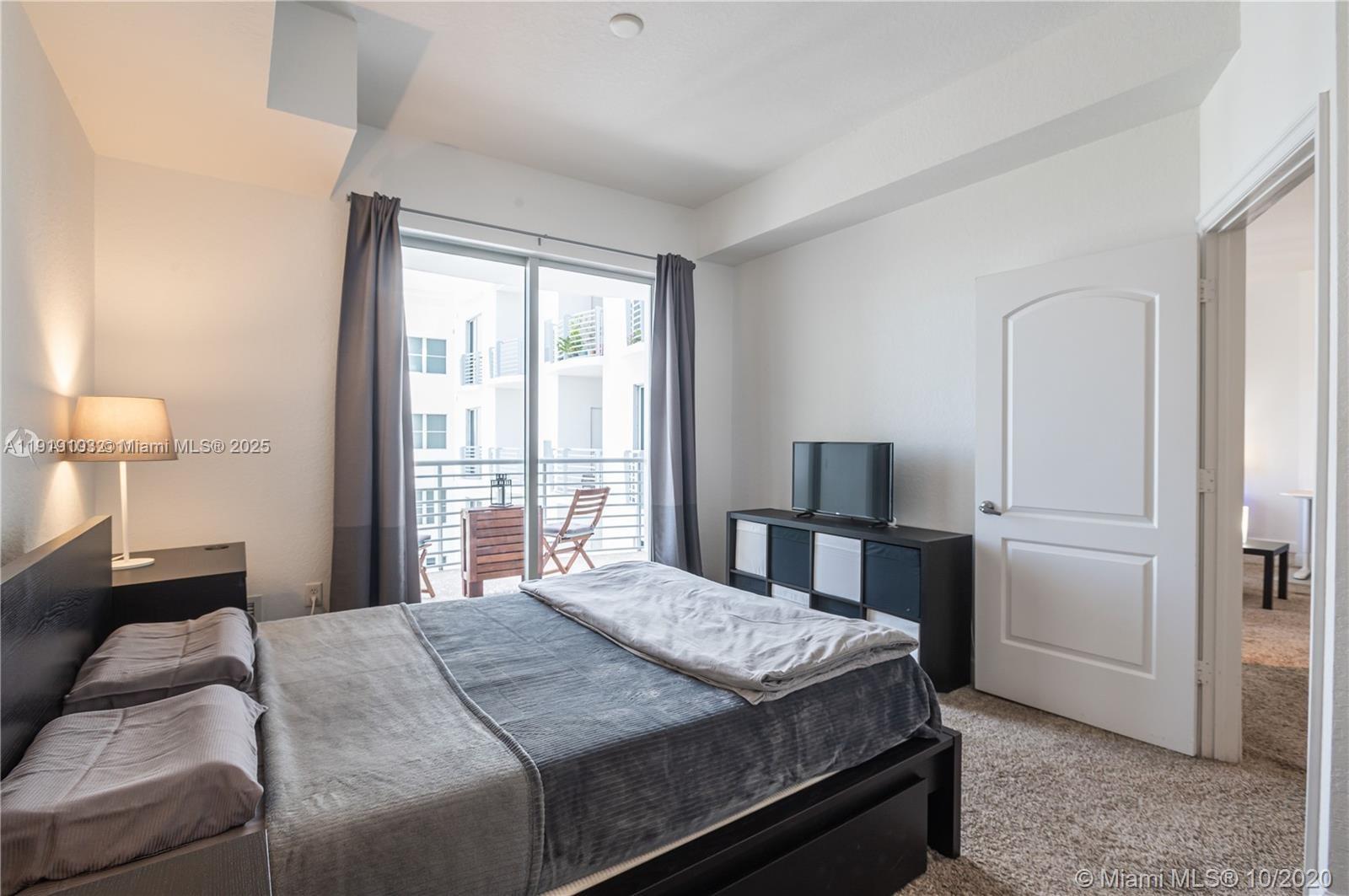 RADIUS CONDO - Residential Lease