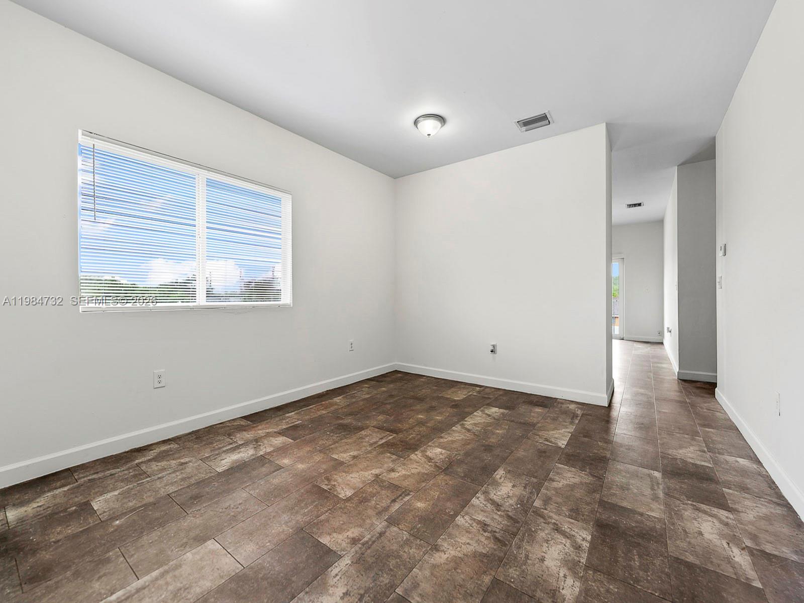 WASHINGTON PARK - Residential Income