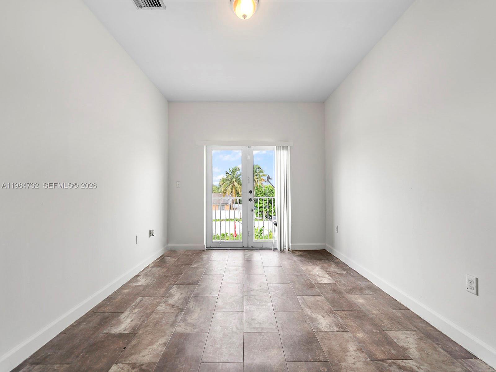 WASHINGTON PARK - Residential Income