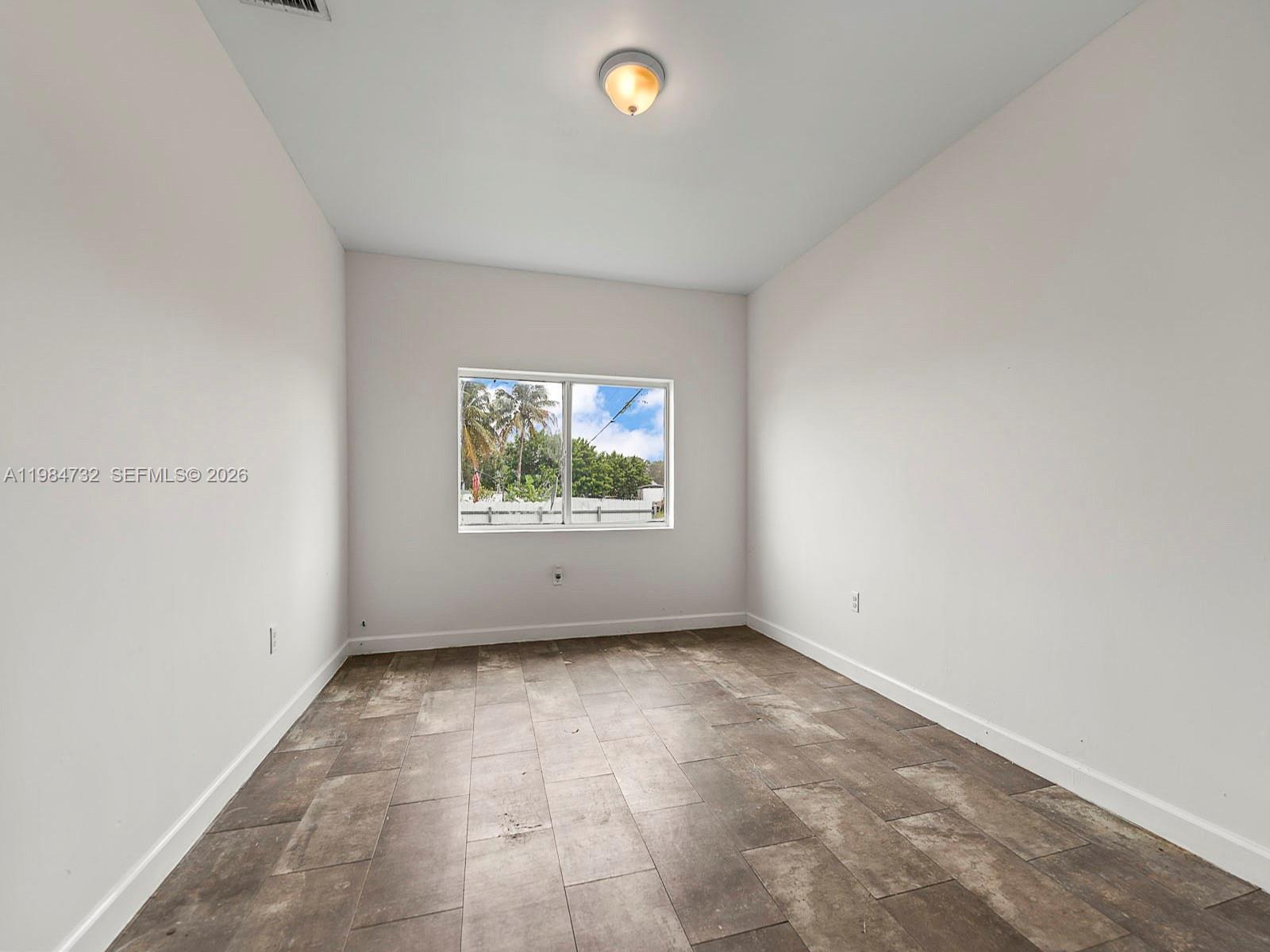 WASHINGTON PARK - Residential Income