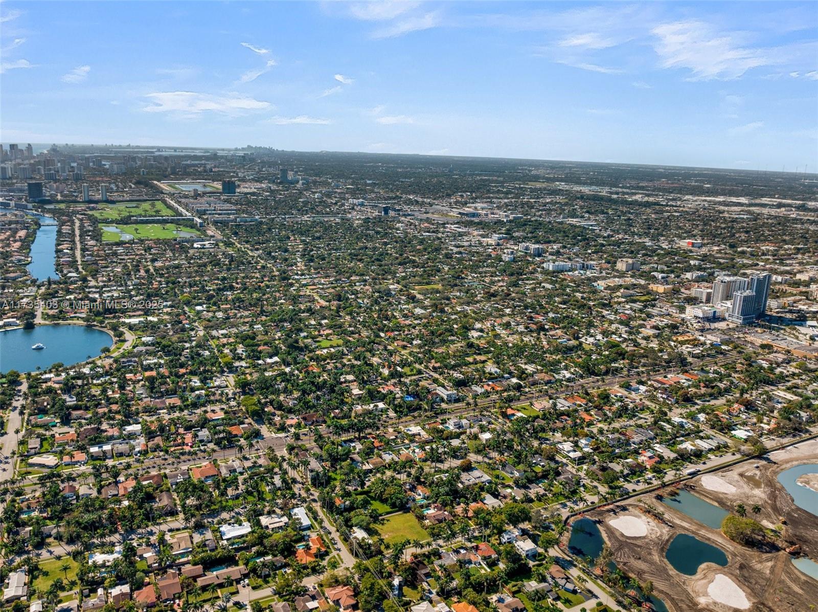 HOLLYWOOD LAKES SECTION - Land