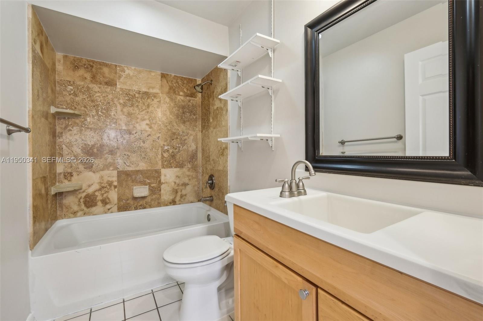 LAKE WORTH TOWN OF - Residential