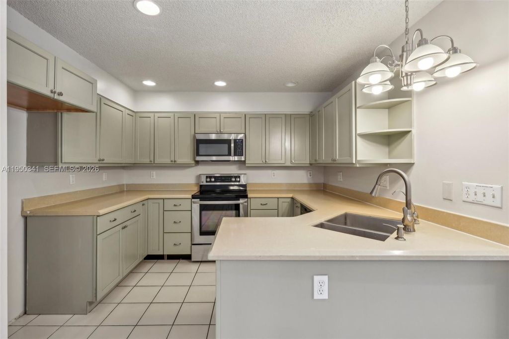 Photo of 204 N D St, Lake Worth, FL 33460 (MLS # A11950341)