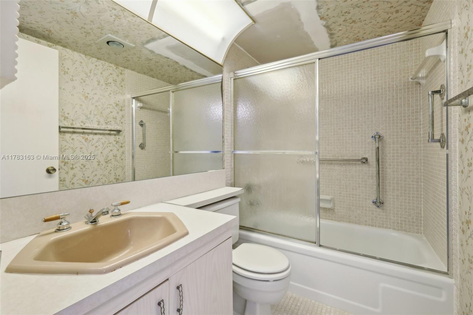 EXETER AT CENTURY VILLAGE - Residential