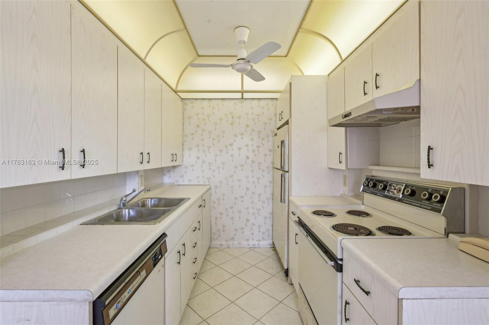 EXETER AT CENTURY VILLAGE - Residential