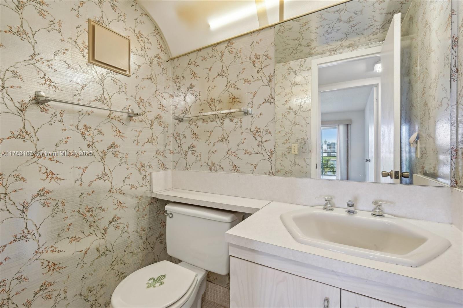 EXETER AT CENTURY VILLAGE - Residential